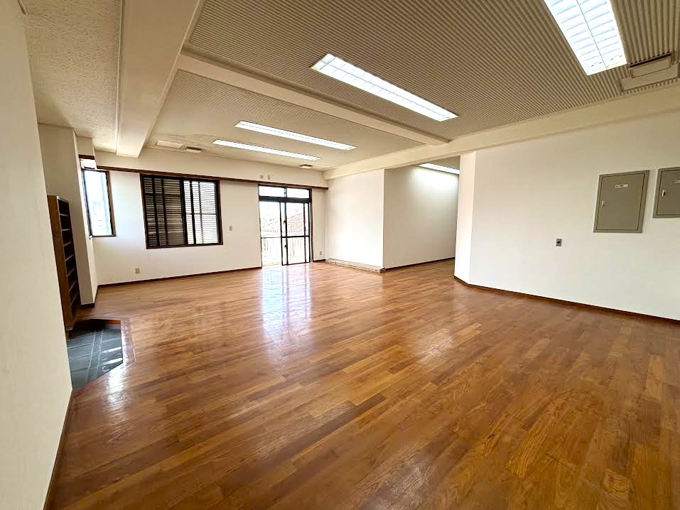 石垣島　不動産　石垣市　石垣　売却　売買　土地　建物　マンション　収益物件　投資物件 2Fトレーニングルーム