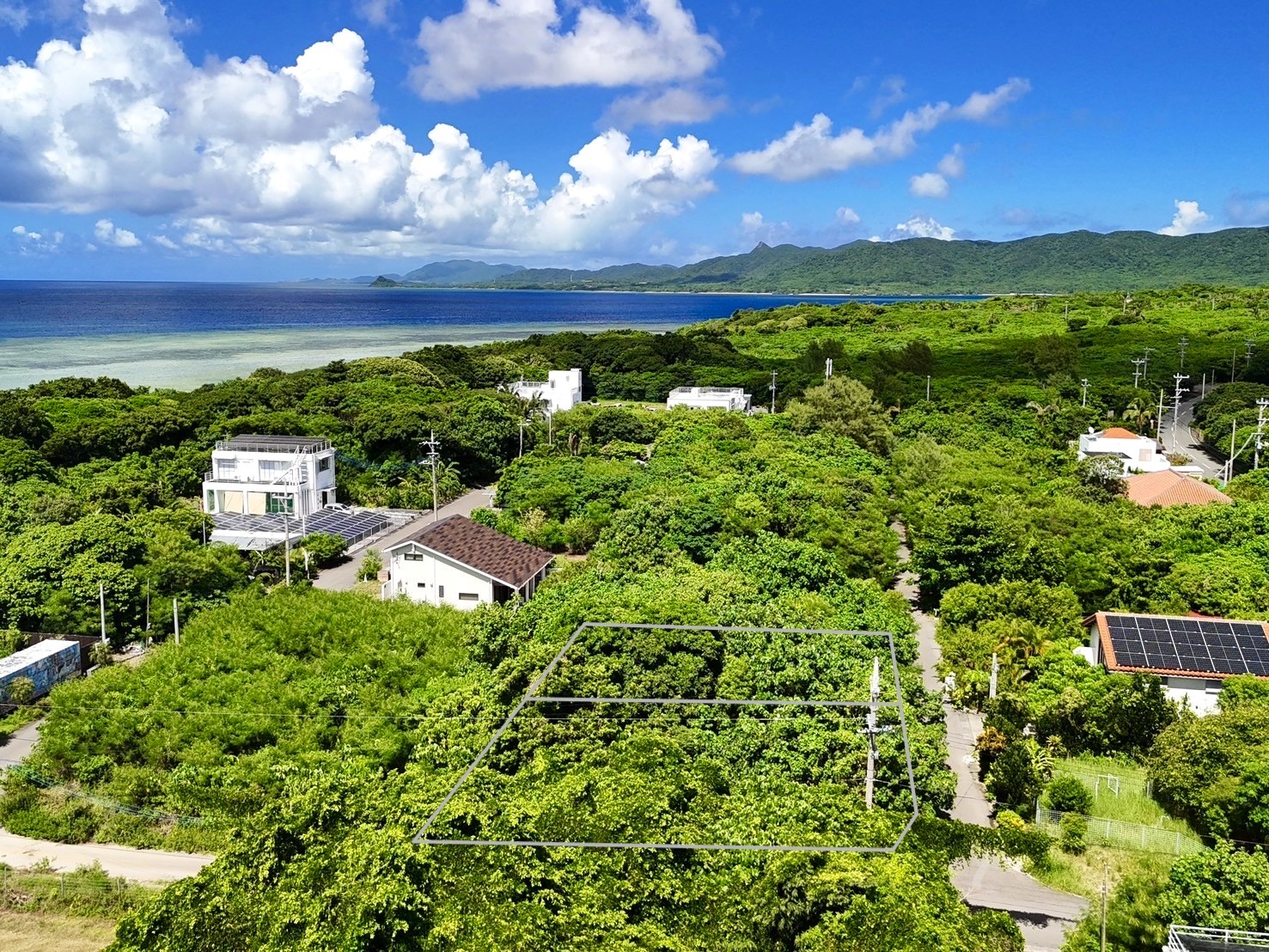 石垣島不動産　売却　売買　土地　建物　マンション　収益物件　投資物件　リゾート用地　事業用地　
