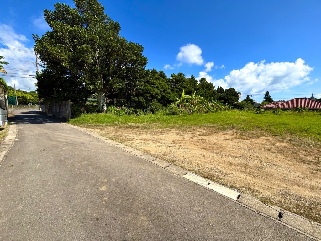 石垣島　不動産　石垣市　石垣　売却　売買　土地　建物　マンション　収益物件　投資物件　物件と前面道路