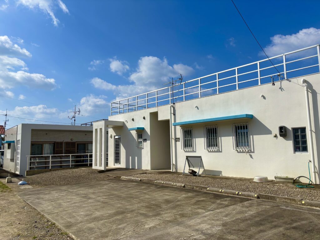 石垣島不動産　売却　売買　土地　建物　マンション　収益物件　投資物件　リゾート用地　事業用地　店舗外観