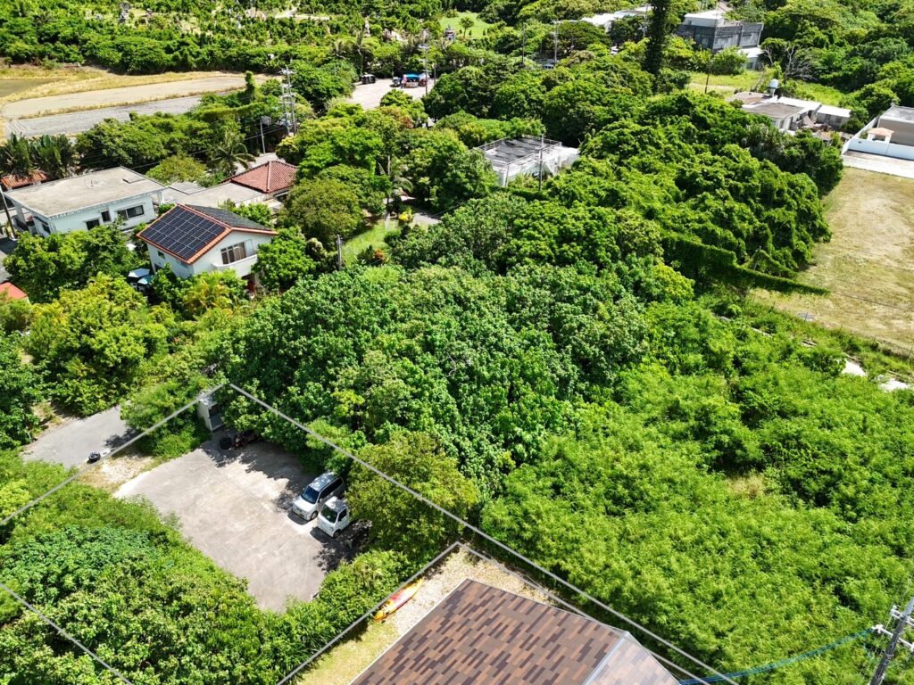 石垣島米原ビーチでドローン撮影をした様子
