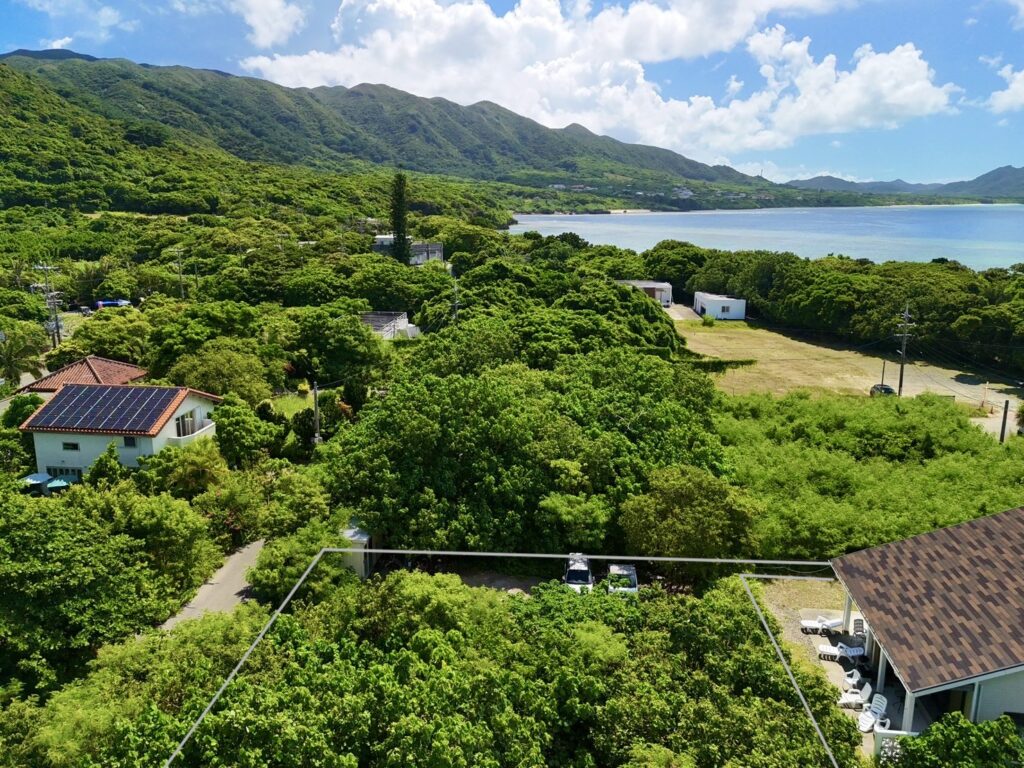 石垣島米原ビーチでドローン撮影をした様子