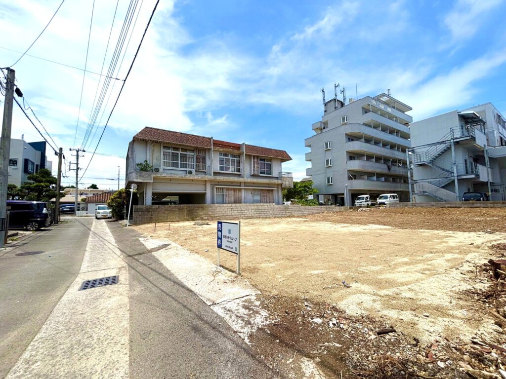 石垣島不動産　石垣市　石垣　売却　売買　土地　建物　マンション　収益物件　全景