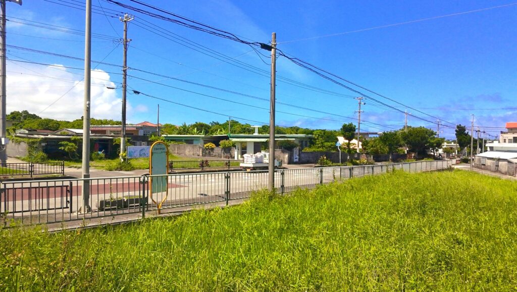 石垣島不動産　石垣市　石垣　売却　売買　土地　建物　マンション　収益物件　全景