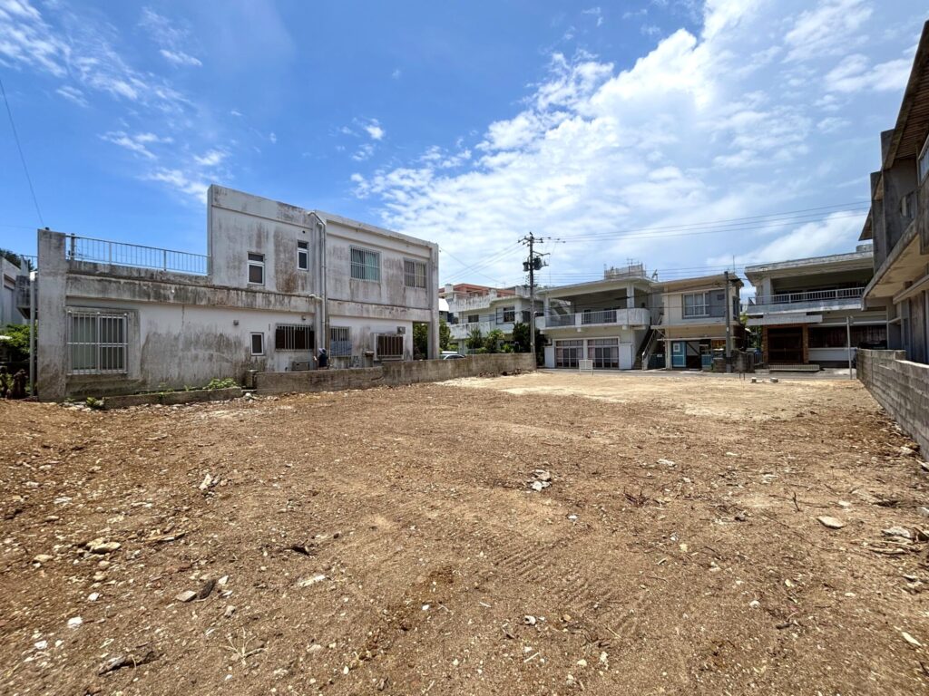 石垣島不動産　石垣市　石垣　売却　売買　土地　建物　マンション　収益物件　全景